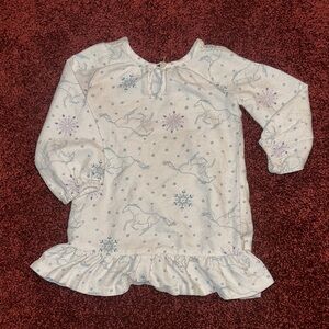 Hanna Andersson Cream Nightgown with Unicorn Print